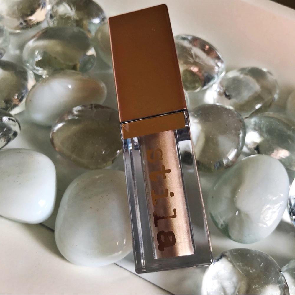 Stila Shimmer and Glow Liquid Eyeshadow